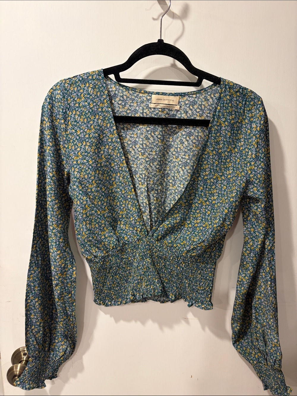 Urban Outfitters green Floral Smocked-Waist Wrap Blouse small long sleeve